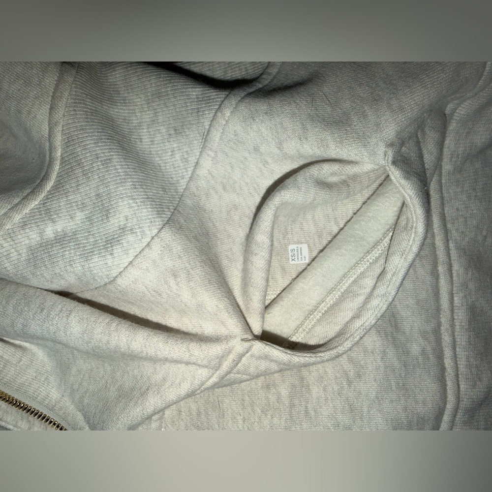 Lululemon Heathered Bone/Gold Zipper Scuba 
Oversized Hoodie Crop XS/S - Picture 4 of 5